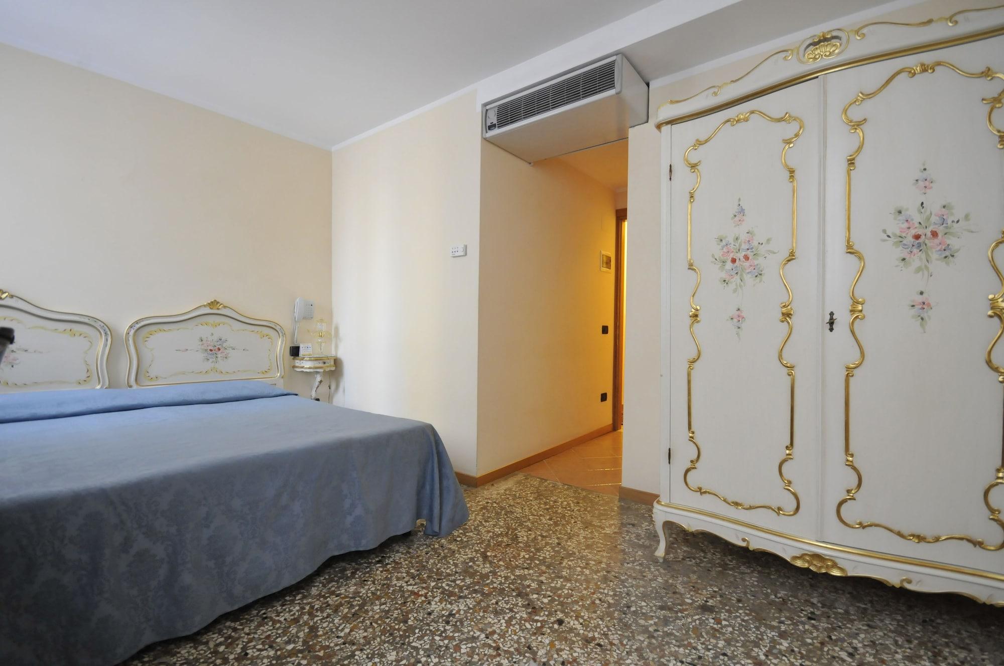 Ca' Leon D'Oro Hotel Venesia Bagian luar foto