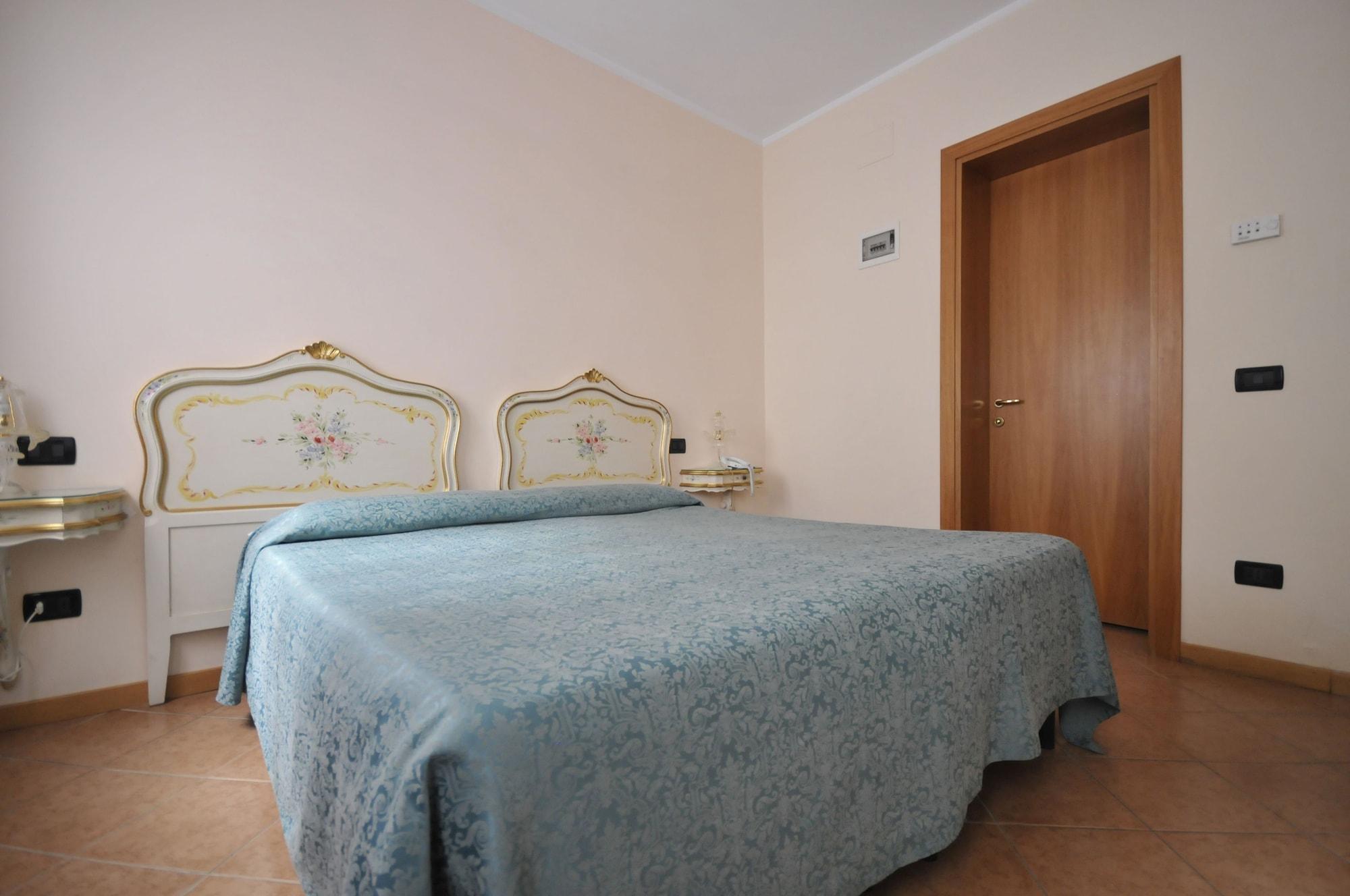 Ca' Leon D'Oro Hotel Venesia Bagian luar foto