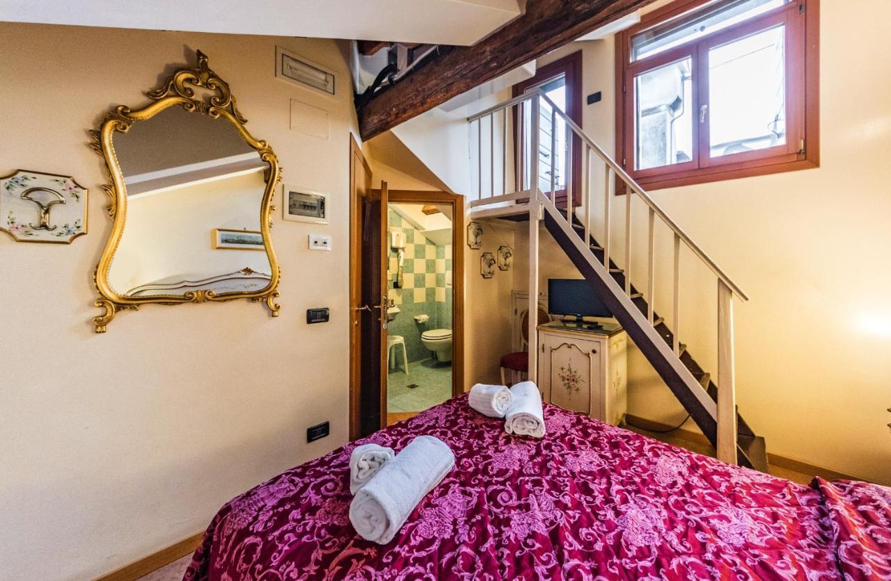 Ca' Leon D'Oro Hotel Venesia Bagian luar foto