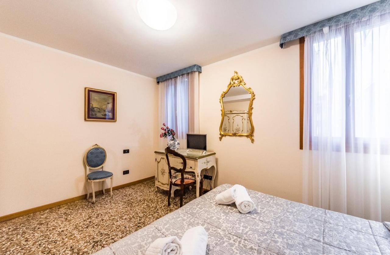 Ca' Leon D'Oro Hotel Venesia Bagian luar foto
