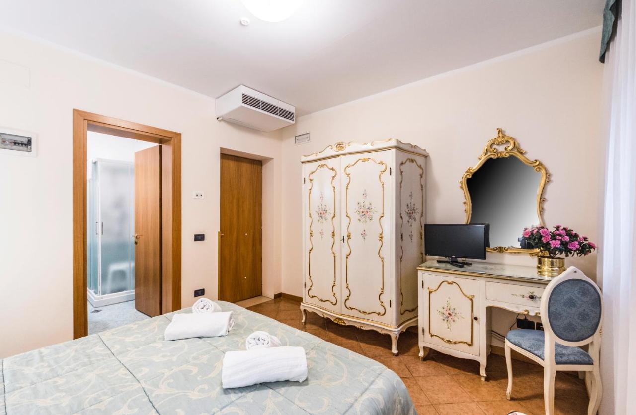Ca' Leon D'Oro Hotel Venesia Bagian luar foto