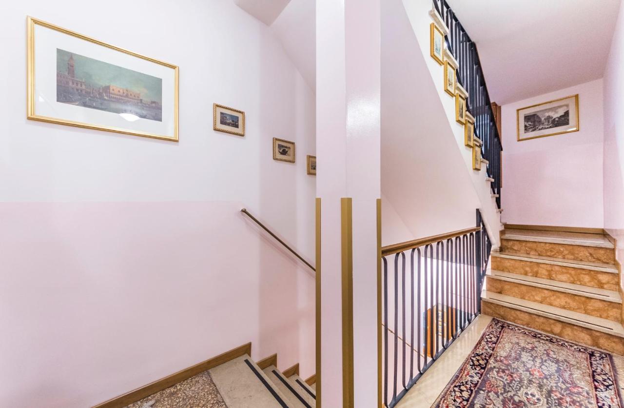 Ca' Leon D'Oro Hotel Venesia Bagian luar foto