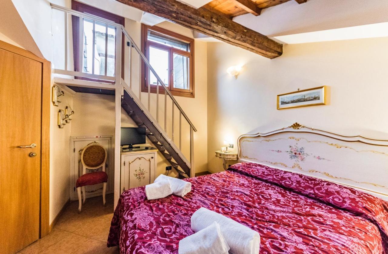 Ca' Leon D'Oro Hotel Venesia Bagian luar foto